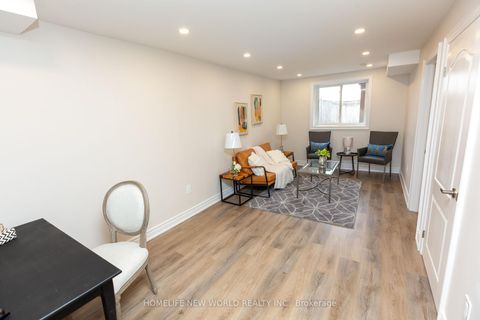 Photo 19 at 164 Banbrooke Crescent, Summerhill Estates, Newmarket