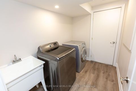 Photo 24 at 164 Banbrooke Crescent, Summerhill Estates, Newmarket