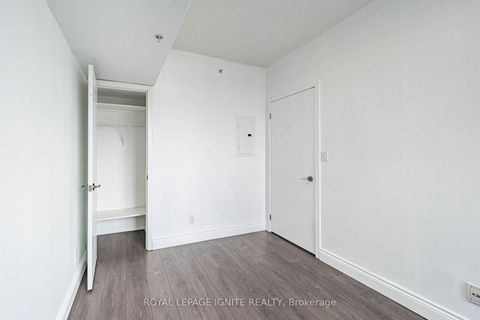 Photo 14 at 635 - 68 Abell Street, Little Portugal, Toronto