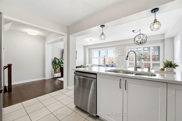 Photo 10 at 112 Whitlock Avenue, FO Ford, Milton