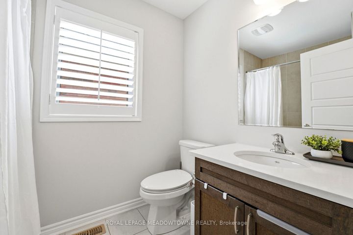 Photo 21 at 112 Whitlock Avenue, FO Ford, Milton