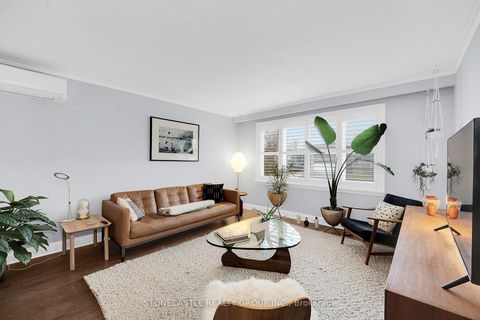 Photo 5 at 10 Woodbury Road, Alderwood, Toronto