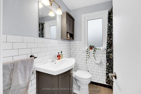 Photo 12 at 10 Woodbury Road, Alderwood, Toronto