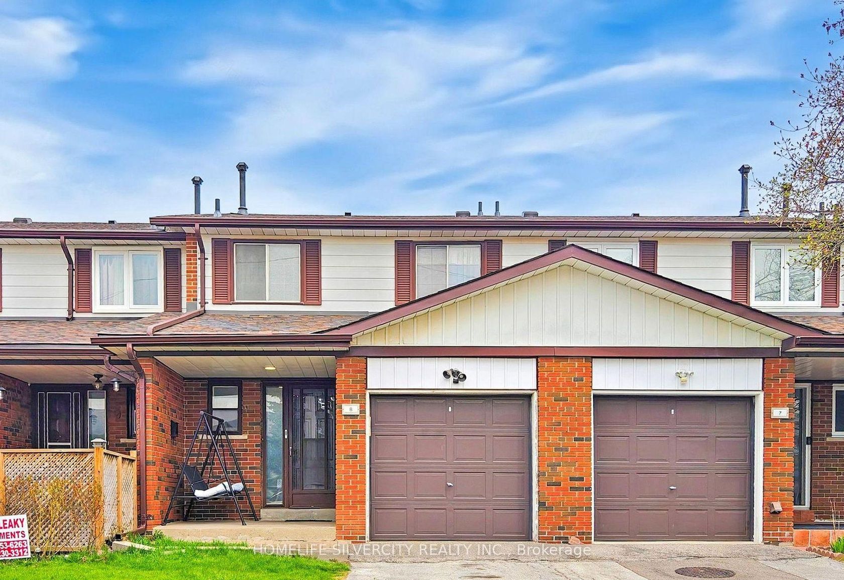 8 - 7033 Netherbrae Road, Malton, Mississauga photo number 2