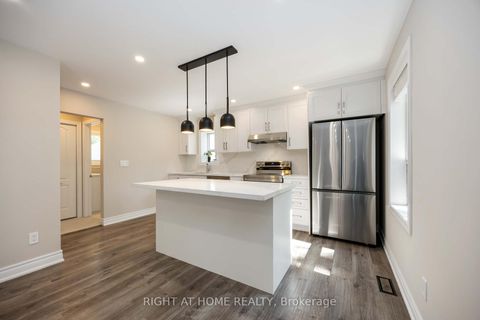 Photo 7 at 12 Rosalie Avenue N, CFB, Toronto