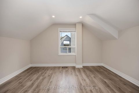 Photo 22 at 12 Rosalie Avenue N, CFB, Toronto