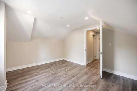 Photo 24 at 12 Rosalie Avenue N, CFB, Toronto