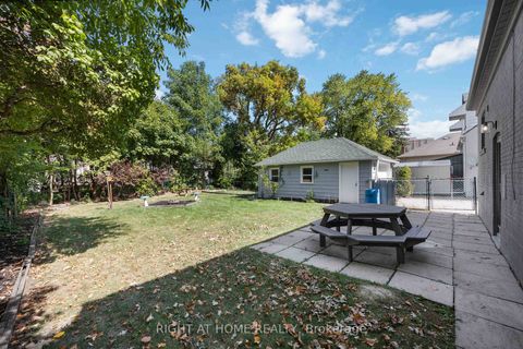 Photo 36 at 12 Rosalie Avenue N, CFB, Toronto