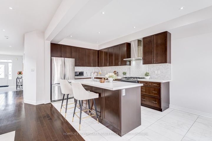 Photo 9 at 39 Rain Forest Lane, Georgetown, Halton Hills