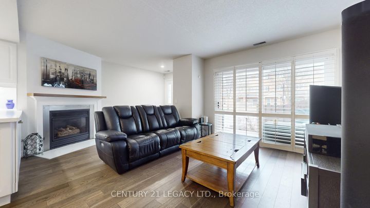 Photo 4 at 419 - 1400 The Esplanade North W, Town Centre, Pickering