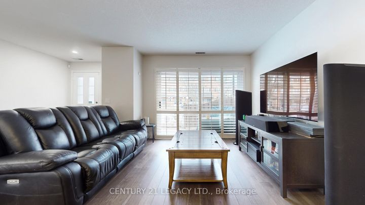 Photo 6 at 419 - 1400 The Esplanade North W, Town Centre, Pickering