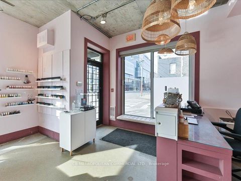 Photo 4 at 968 Queen Street W, Bellwoods, Toronto