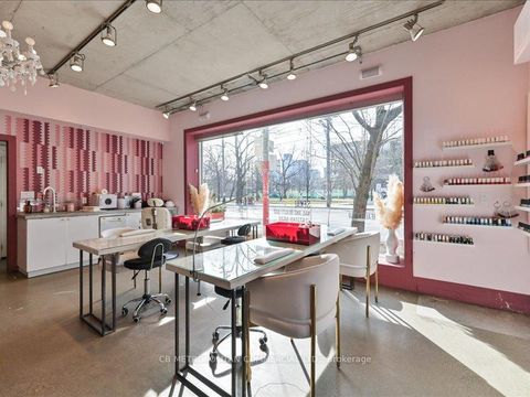 Photo 8 at 968 Queen Street W, Bellwoods, Toronto