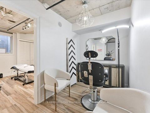 Photo 16 at 968 Queen Street W, Bellwoods, Toronto