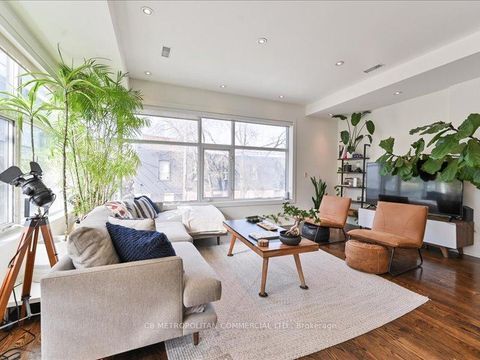 Photo 28 at 968 Queen Street W, Bellwoods, Toronto