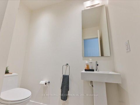 Photo 30 at 968 Queen Street W, Bellwoods, Toronto