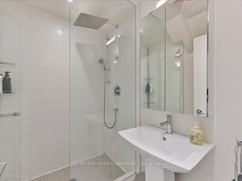 Photo 40 at 968 Queen Street W, Bellwoods, Toronto