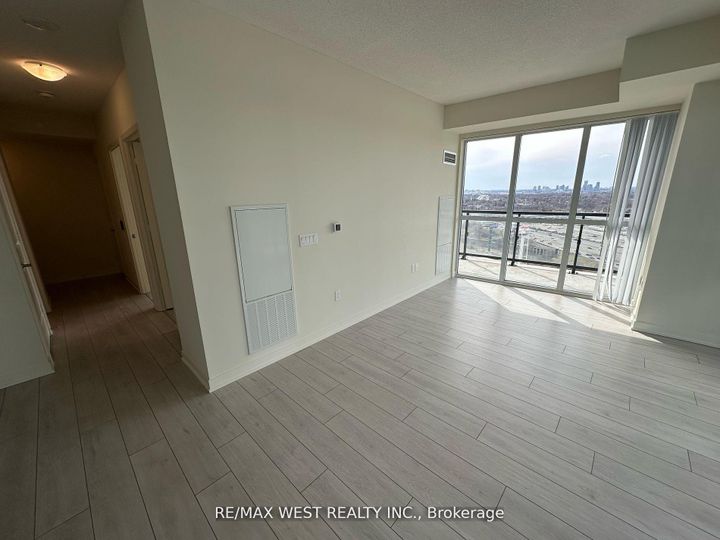 Photo 7 at 38 Annie Craig Drive, Mimico, Toronto