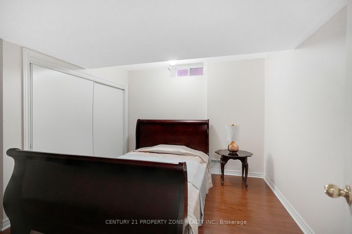 Photo 34 at 43 Alice Springs Crescent, Credit Valley, Brampton