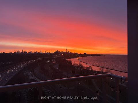 Photo 12 at 1701 - 1900 Lake Shore Boulevard W, South Parkdale, Toronto