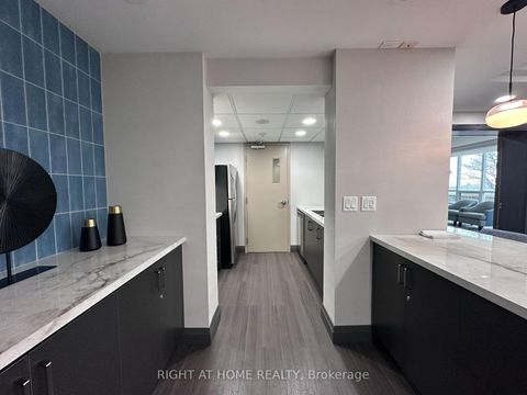 Photo 18 at 1701 - 1900 Lake Shore Boulevard W, South Parkdale, Toronto