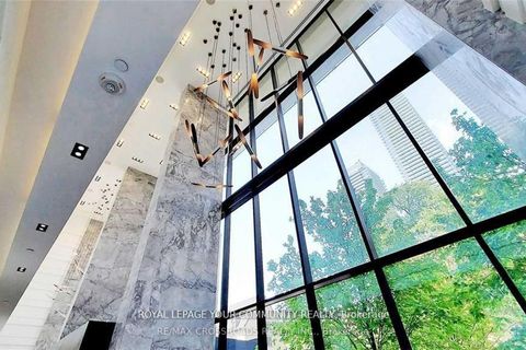 Photo 6 at 1910 - 57 St  Joseph Street, Bay Street Corridor, Toronto