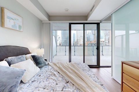 Photo 18 at 1910 - 57 St  Joseph Street, Bay Street Corridor, Toronto