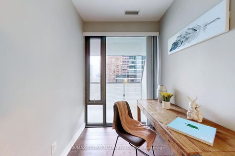 Photo 23 at 1910 - 57 St  Joseph Street, Bay Street Corridor, Toronto