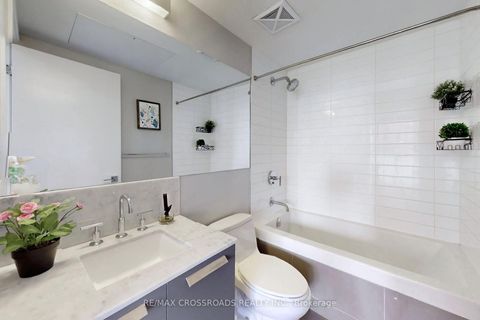 Photo 25 at 1910 - 57 St  Joseph Street, Bay Street Corridor, Toronto