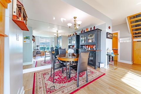 Photo 4 at LRG 7 - 7 Lorraine Drive, Willowdale West, Toronto