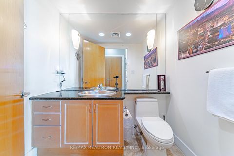 Photo 5 at LRG 7 - 7 Lorraine Drive, Willowdale West, Toronto