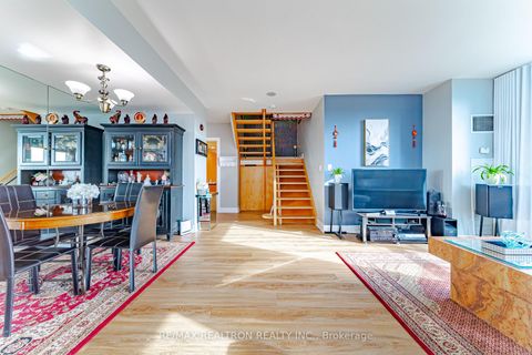 Photo 9 at LRG 7 - 7 Lorraine Drive, Willowdale West, Toronto