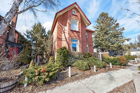 Photo 1 at 28 Queen Street, Cookstown, Innisfil