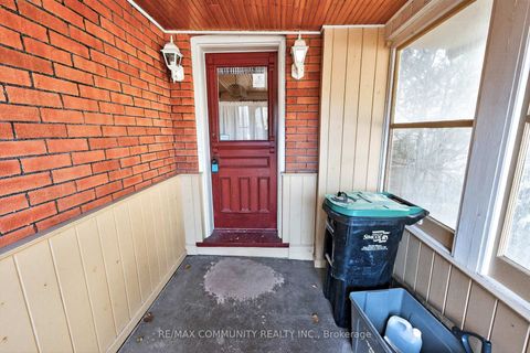 Photo 4 at 28 Queen Street, Cookstown, Innisfil