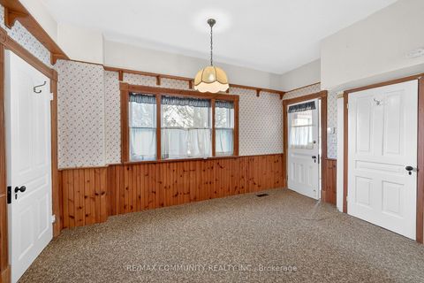 Photo 13 at 28 Queen Street, Cookstown, Innisfil