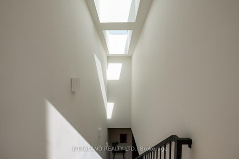 Photo 31 at 741 Richmond Street W, Niagara, Toronto