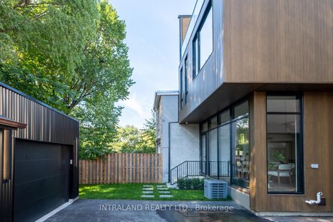 Photo 47 at 741 Richmond Street W, Niagara, Toronto