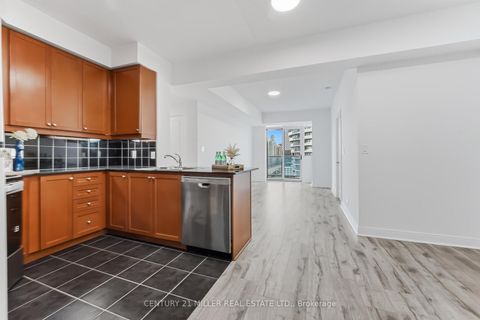 Photo 2 at 1807 - 80 Absolute Avenue, City Centre, Mississauga