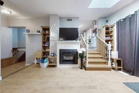 Photo 3 at 265 Dover Street, Eastdale, Oshawa