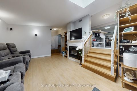 Photo 4 at 265 Dover Street, Eastdale, Oshawa