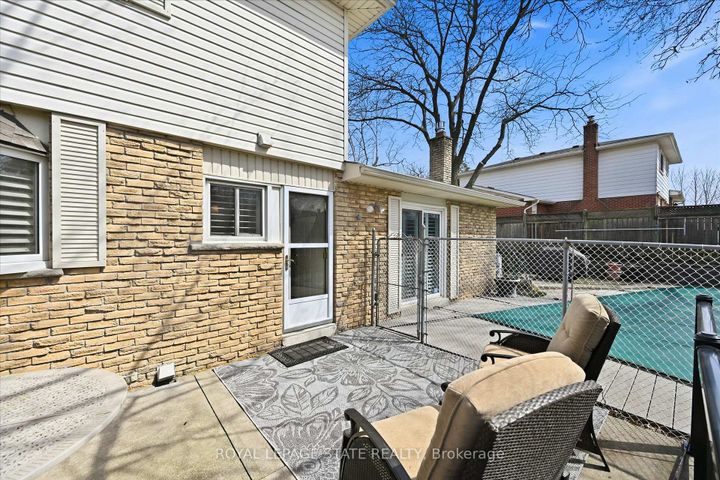 Photo 27 at 2192 Ireland Drive, Mountainside, Burlington