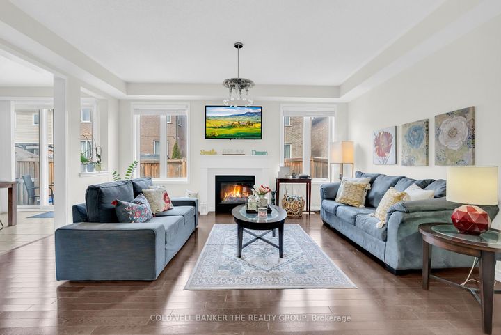 Photo 10 at 13 Enford Crescent, Northwest Brampton, Brampton