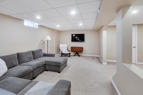 Photo 21 at 885 Dales Avenue, College Manor, Newmarket