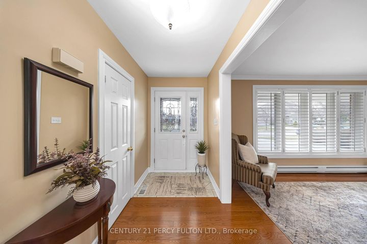 Photo 4 at 2553 Stillmeadow Road, Cooksville, Mississauga