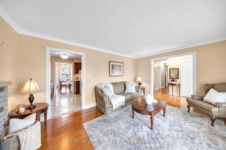 Photo 6 at 2553 Stillmeadow Road, Cooksville, Mississauga