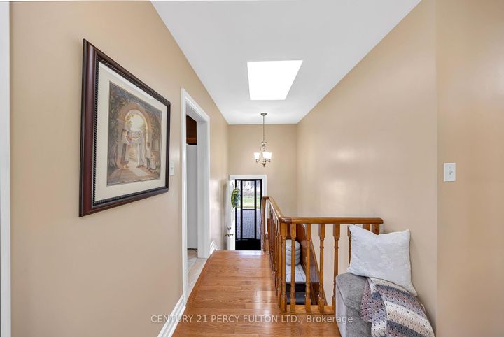 Photo 9 at 2553 Stillmeadow Road, Cooksville, Mississauga