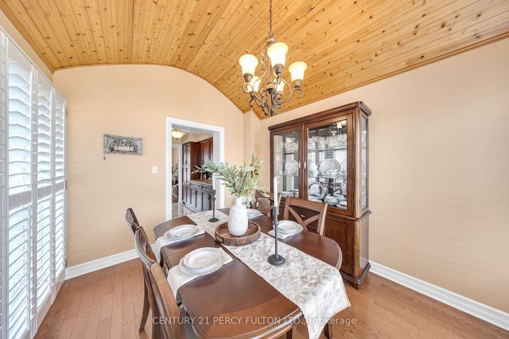 Photo 16 at 2553 Stillmeadow Road, Cooksville, Mississauga