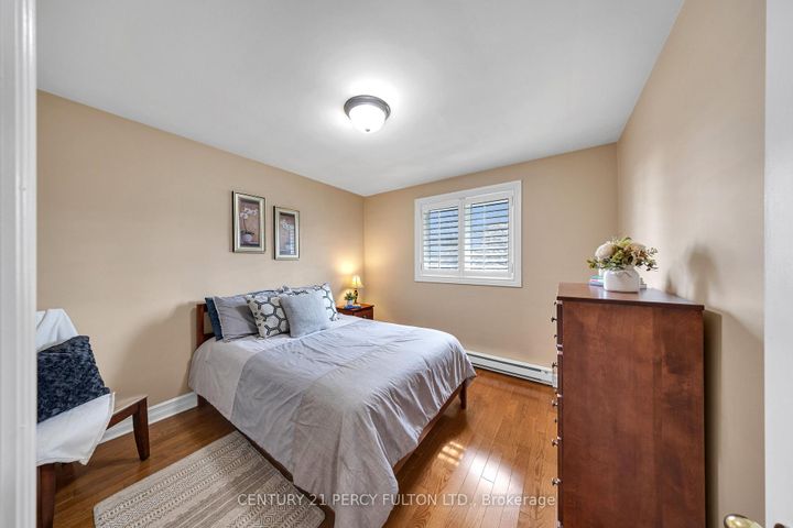 Photo 19 at 2553 Stillmeadow Road, Cooksville, Mississauga