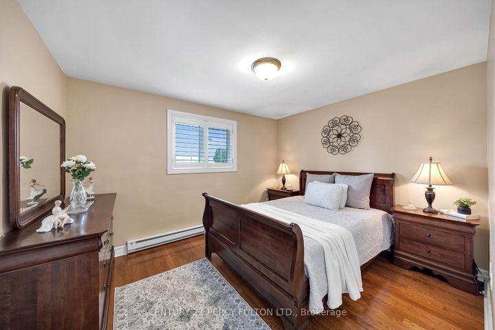 Photo 21 at 2553 Stillmeadow Road, Cooksville, Mississauga