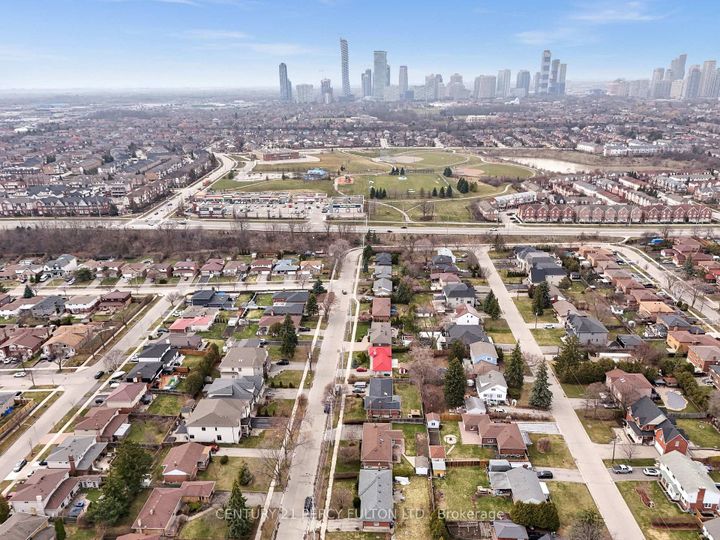 Photo 49 at 2553 Stillmeadow Road, Cooksville, Mississauga